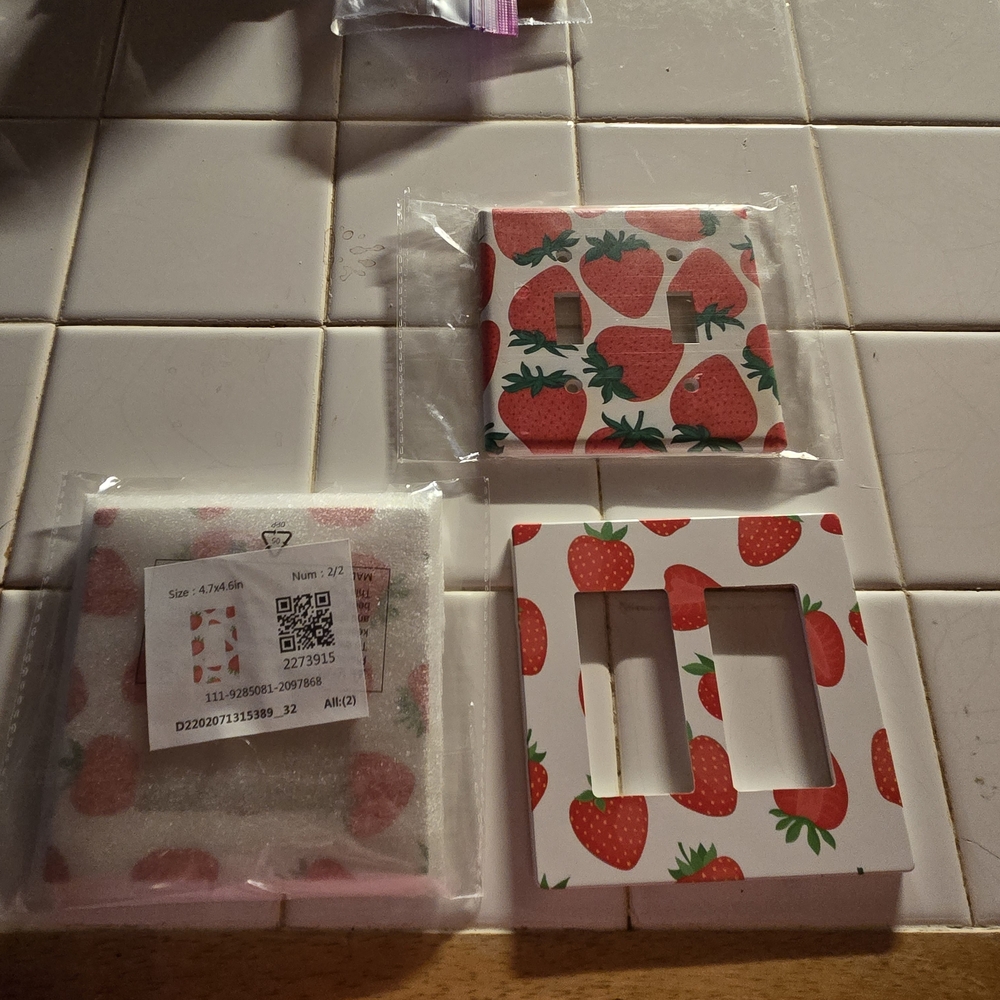 Strawberry Print Light Switch Cover